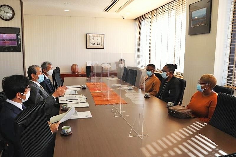 表敬訪問の様子