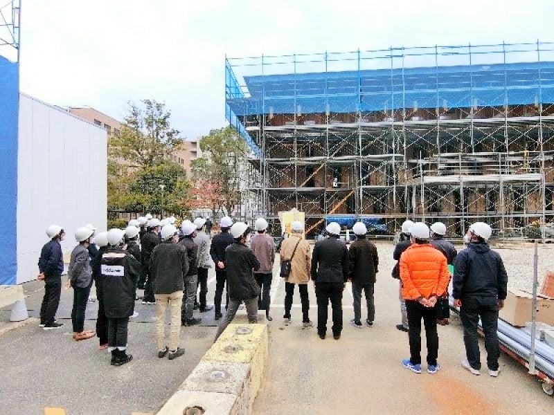 共育共創コモンズの見学の模様