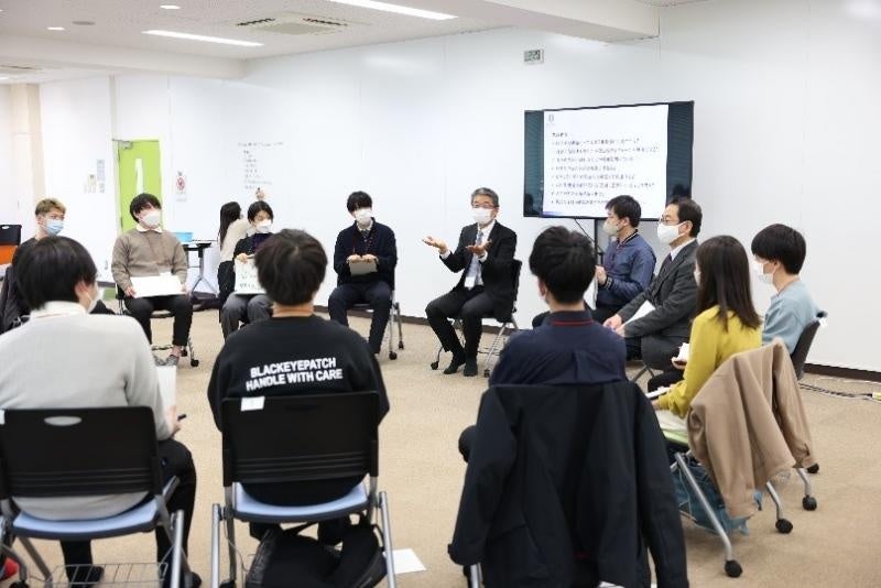 大学院生との懇談会の様子