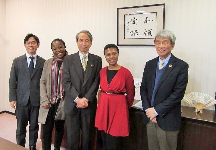 集合写真　※撮影時のみマスクを外しました