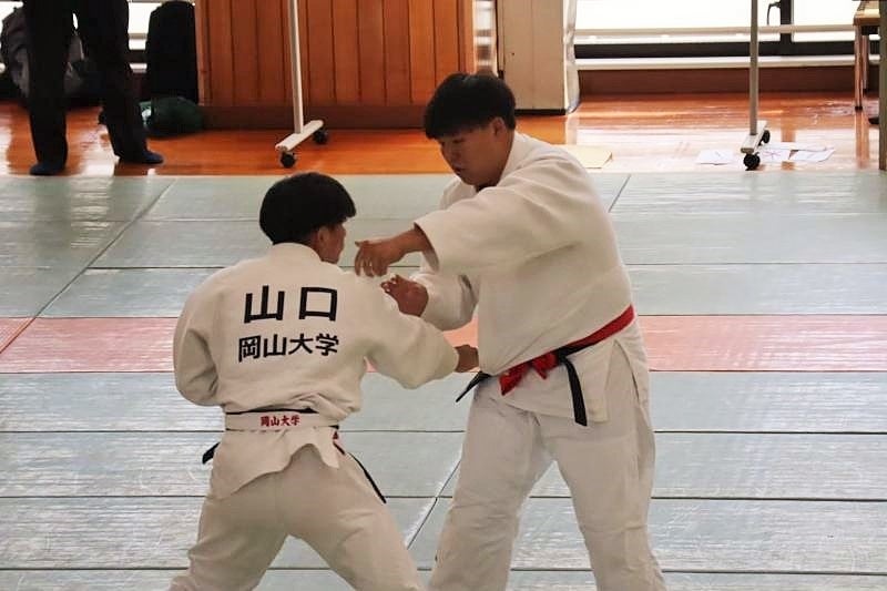 試合中の様子（左：山口さん）