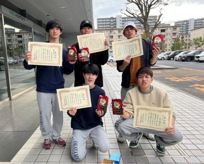 表彰式後の記念写真