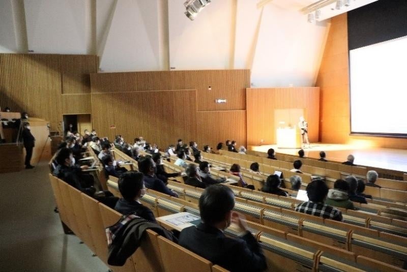 講演会の模様