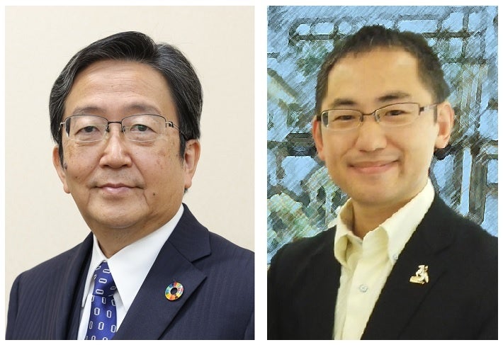 那須保友学長と総合技術本部長の佐藤法仁副理事・副学長（右）