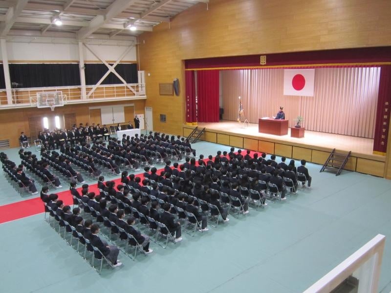 中学校の入学式の様子