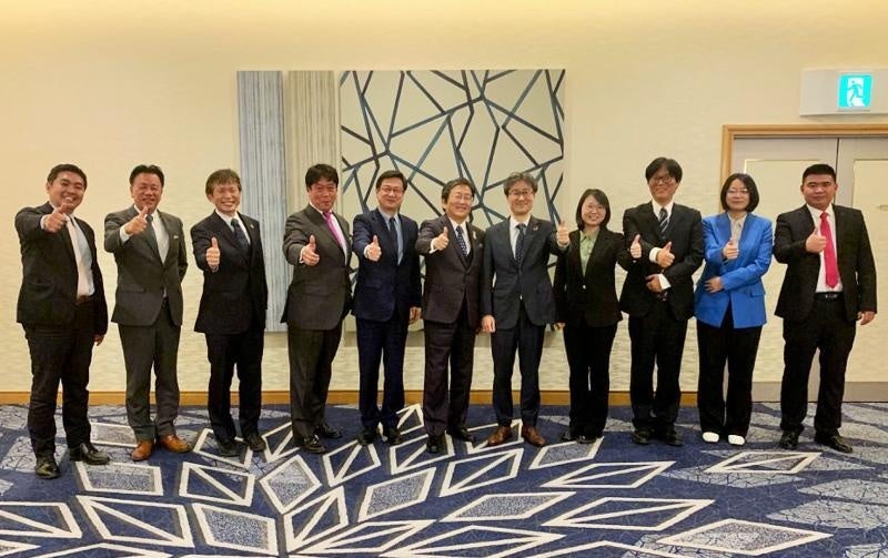 岡山大学－上海大学交流会後の記念撮影