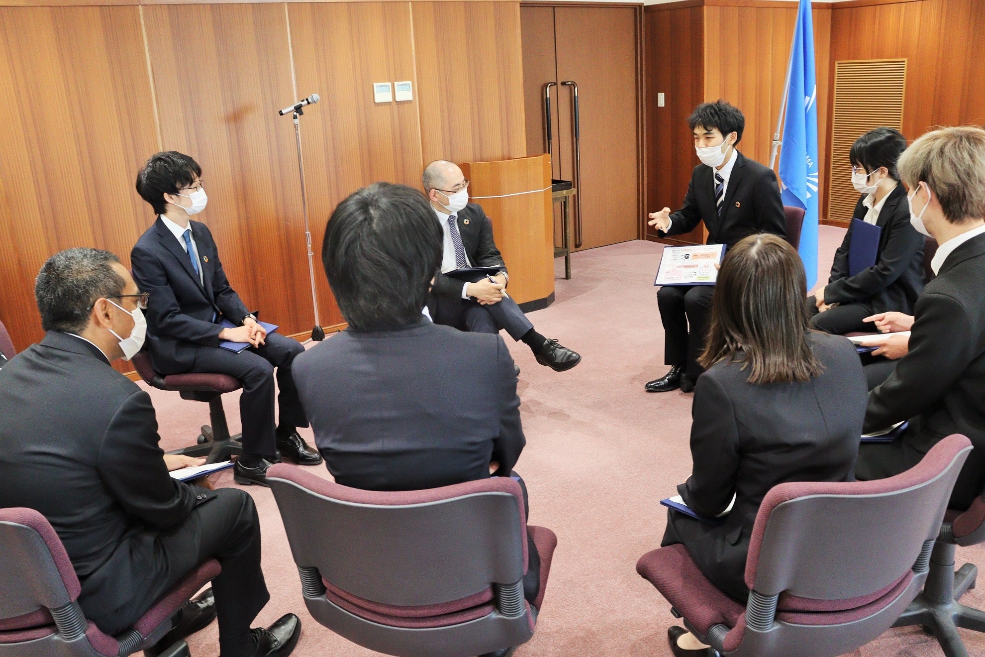 フラッシュ・トーク（佐藤副理事・副学長グループ）