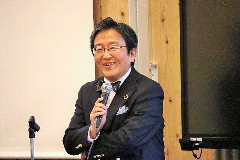 所信を表明する那須保友学長