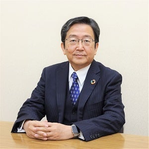 那須保友学長（第15代学長、第5代法人の長）