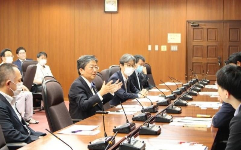 那須保友学長から本学の取り組みを説明