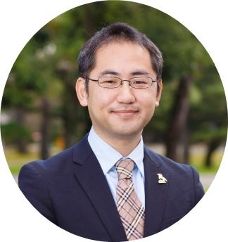 岡山大学総合技術部本部長を務める佐藤法仁副理事・副学長・URA