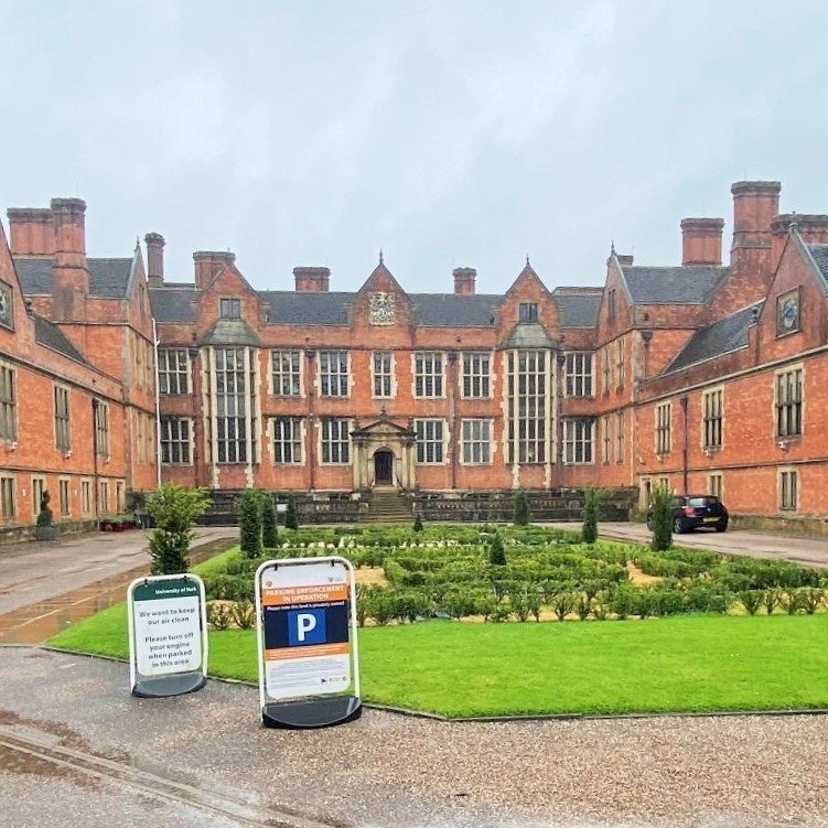 ヨーク大学のキャンパス