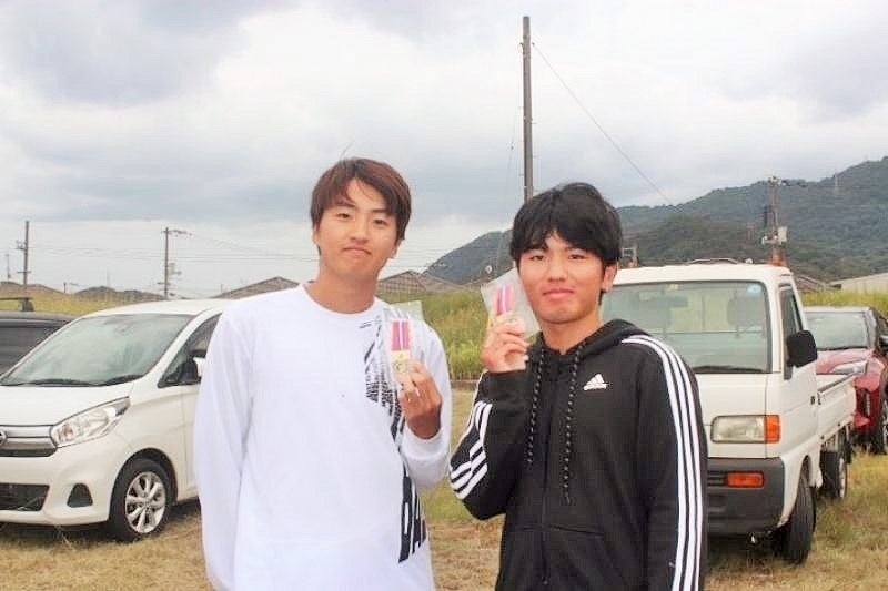 左から平木さん・森さん(男子ダブルスカルの部)