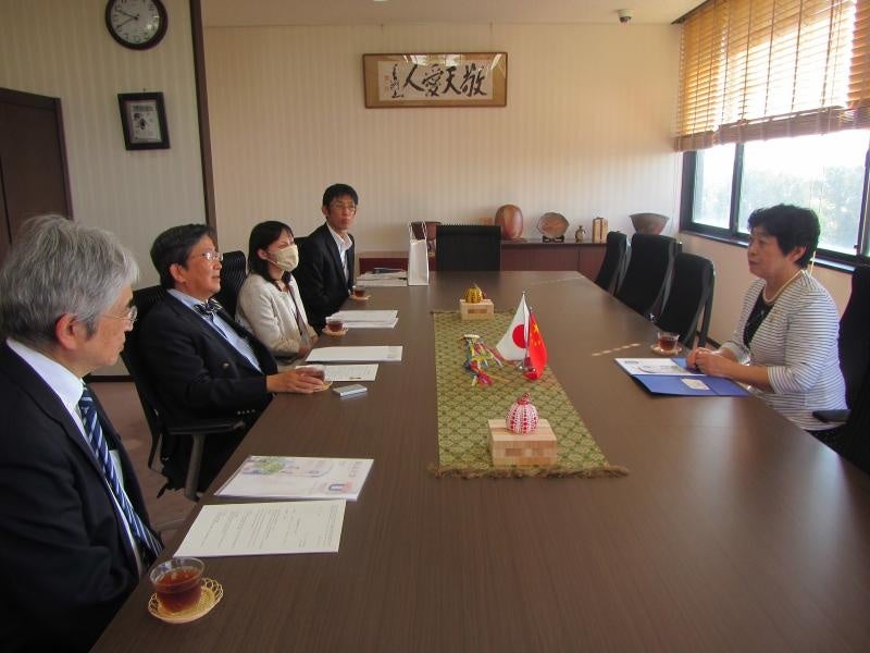 表敬訪問の様子