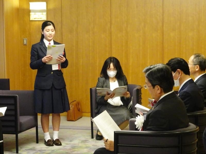 懇談会の様子
