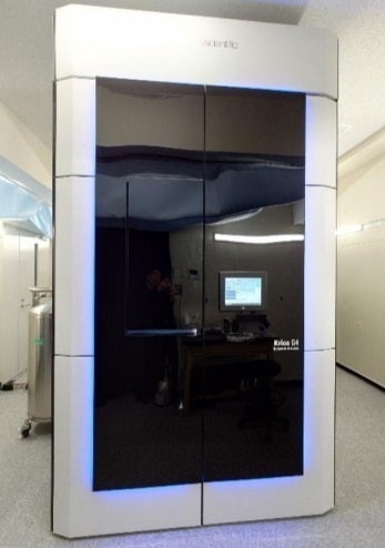 クライオ電子顕微鏡Krios G4 （300 kV, サーモフィッシャ社）