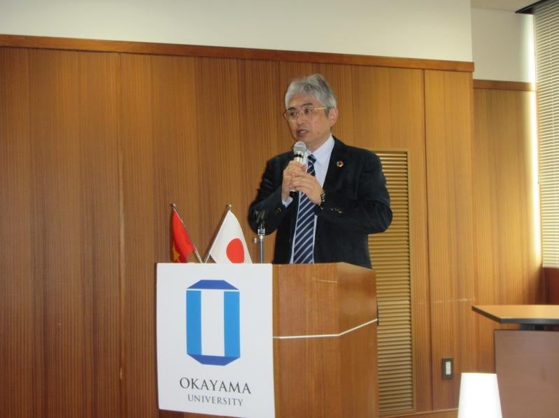 菅理事によるあいさつ