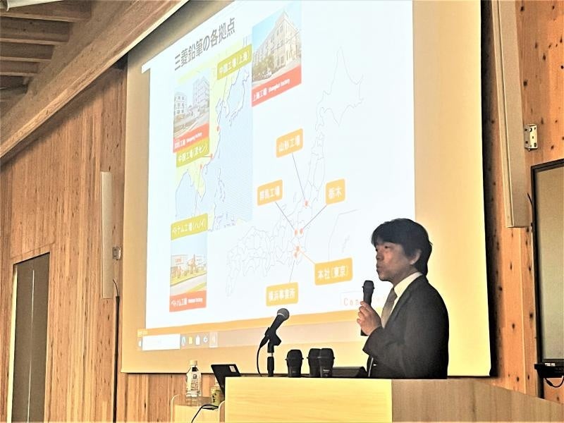 市川氏による講演の様子