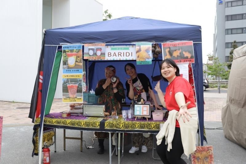 ケニア料理を提供する「BARIDI」