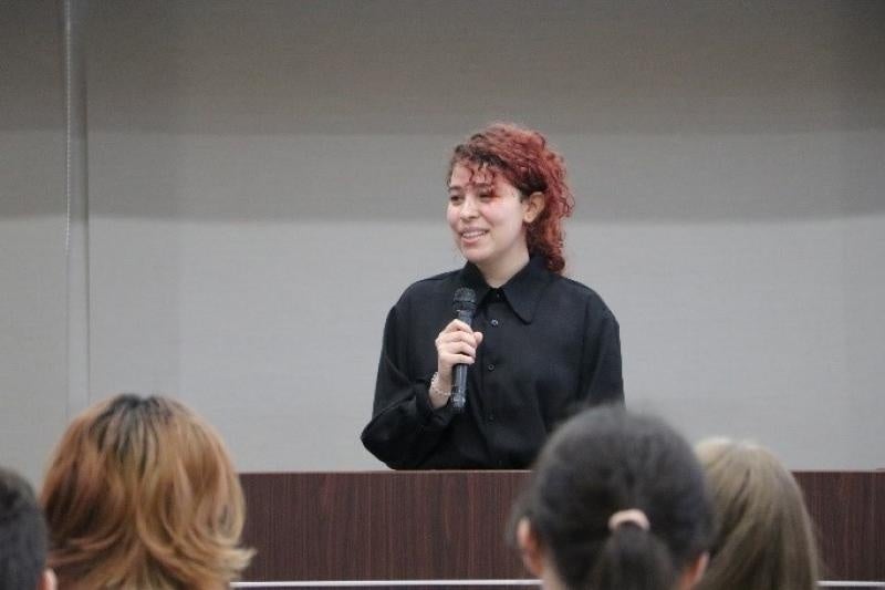 CLS学生代表Lyla Maya Normandさんのあいさつ