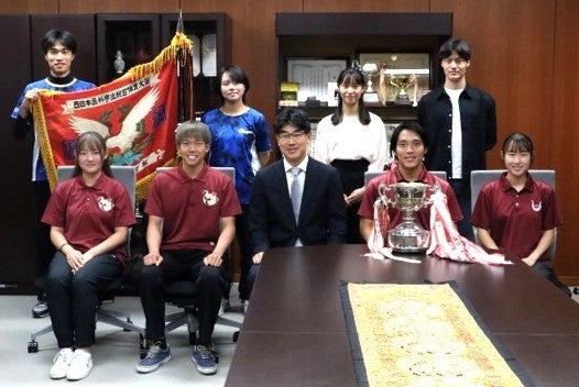 準硬式野球部,男子バレーボール部,女子バレーボール部,陸上競技部,鹿田水泳部と共に