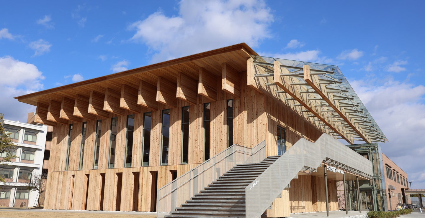 岡山大学共育共創コモンズ(岡山大学津島キャンパス)