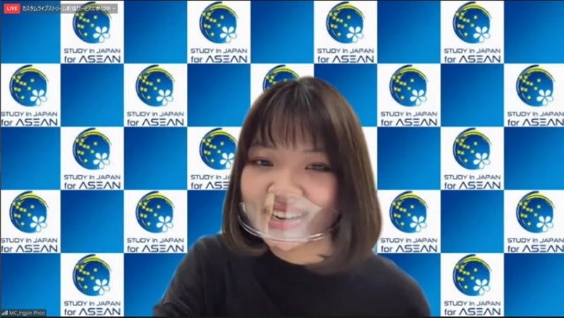 司会進行を務めた岡山大学の留学生