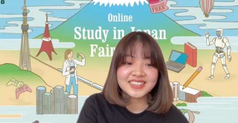 岡山大学のグループ相談会に対応したミャンマー人留学生