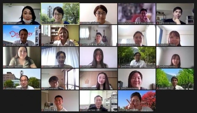 参加したプログラム教員・在学生ら