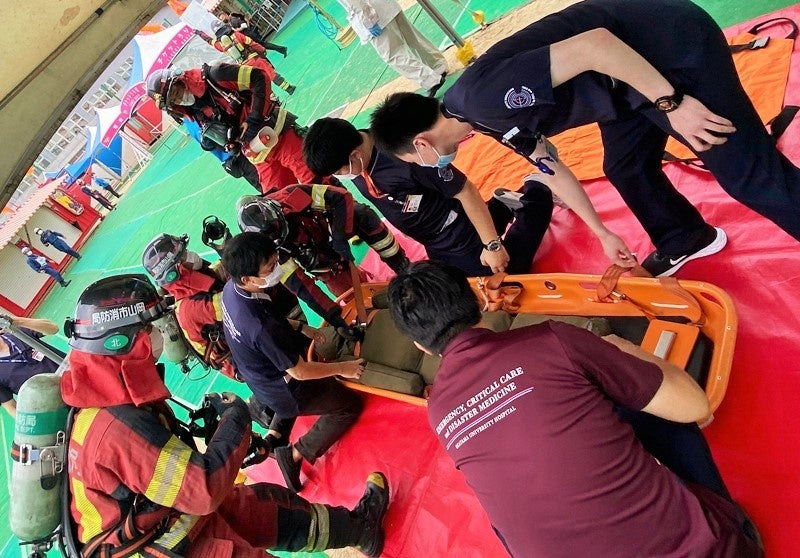 応急処置の流れを確認