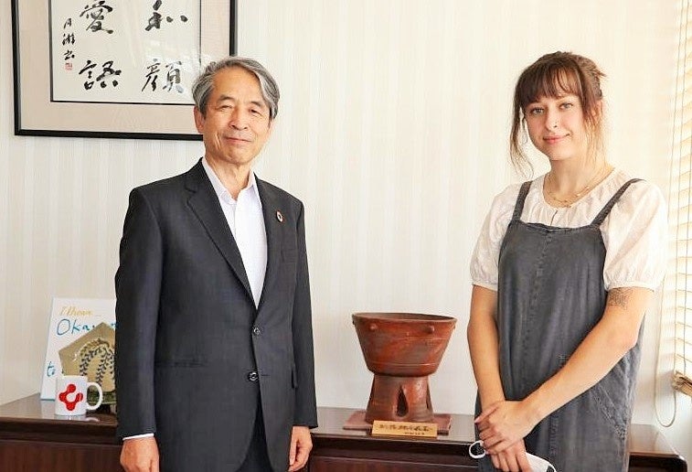 槇野学長とモンテシノさん(右)　※撮影時のみマスクを外しました