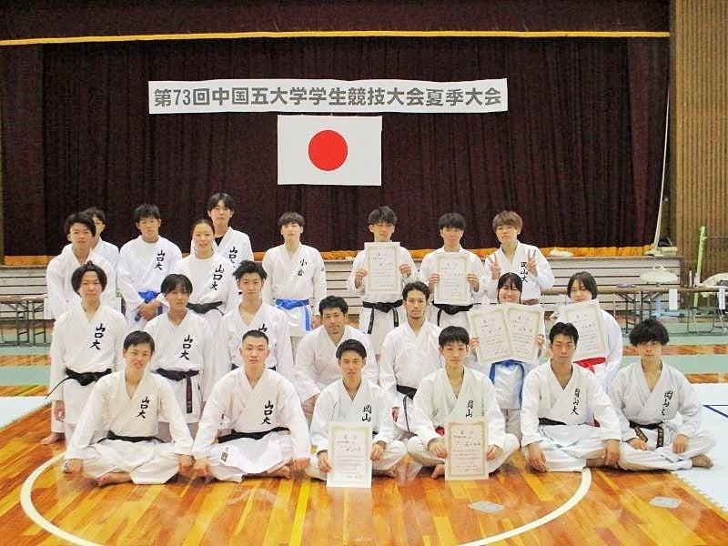 集合写真　※写真撮影時のみマスクを外しました