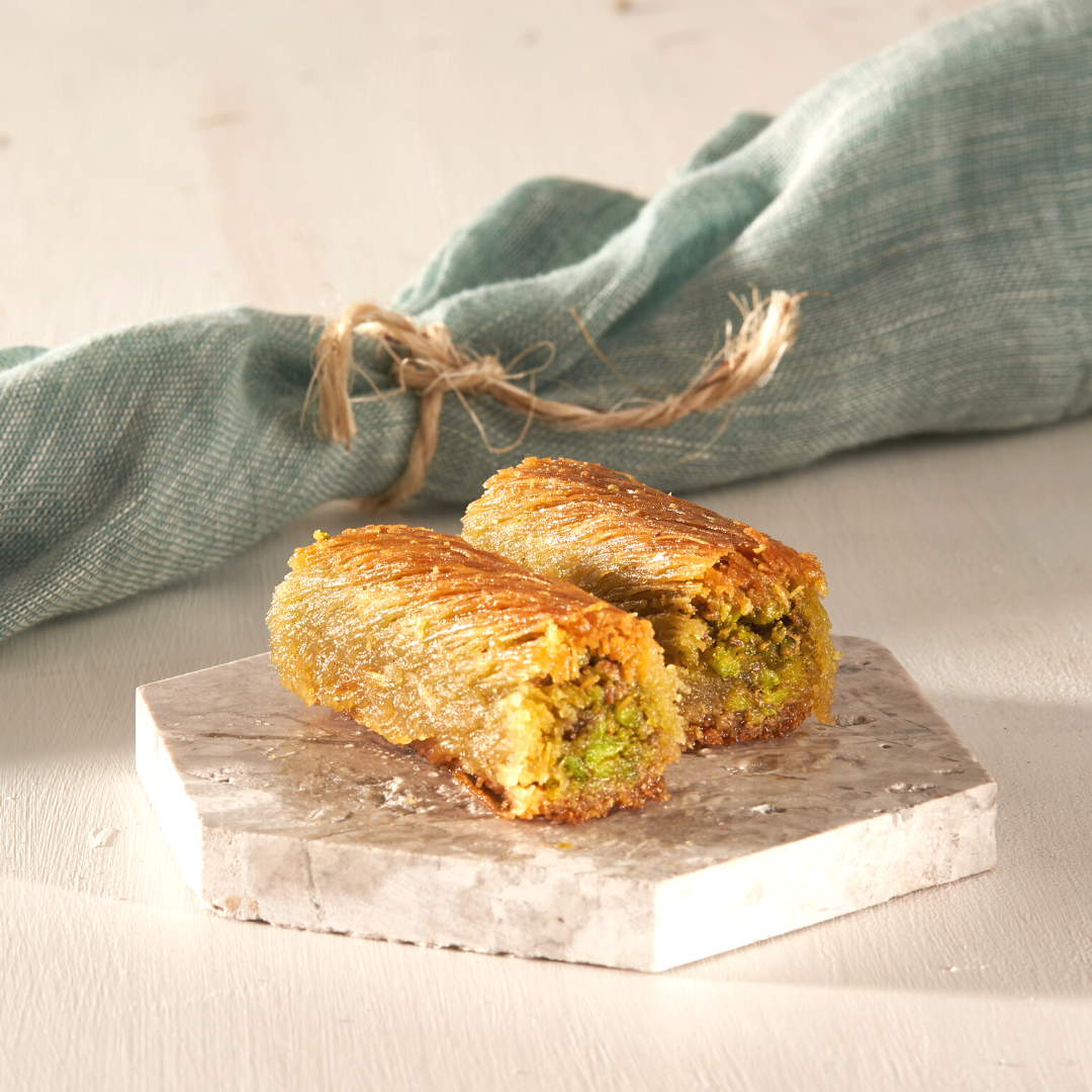 ナーディル・ギュル カダユフロール