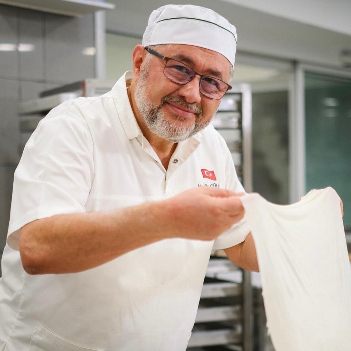 ナーディル・ギュル氏