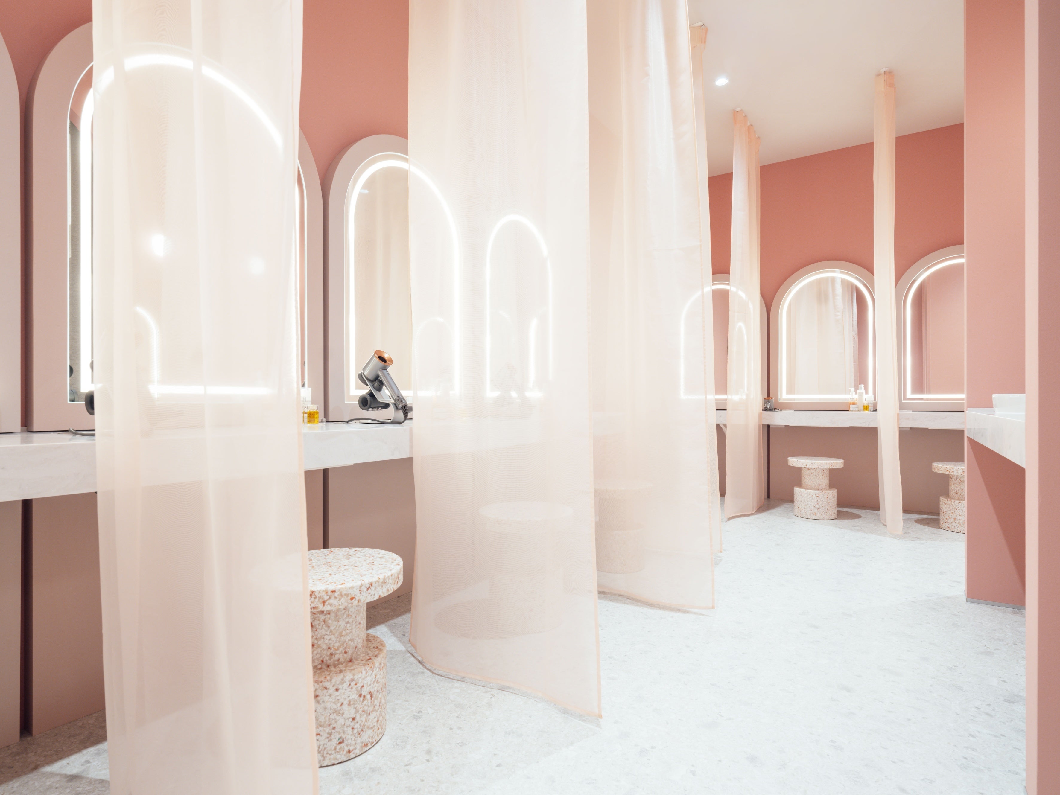 パウダールーム