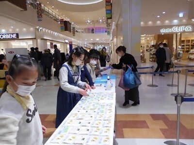 ドキドキしながらお客さんを待ちます