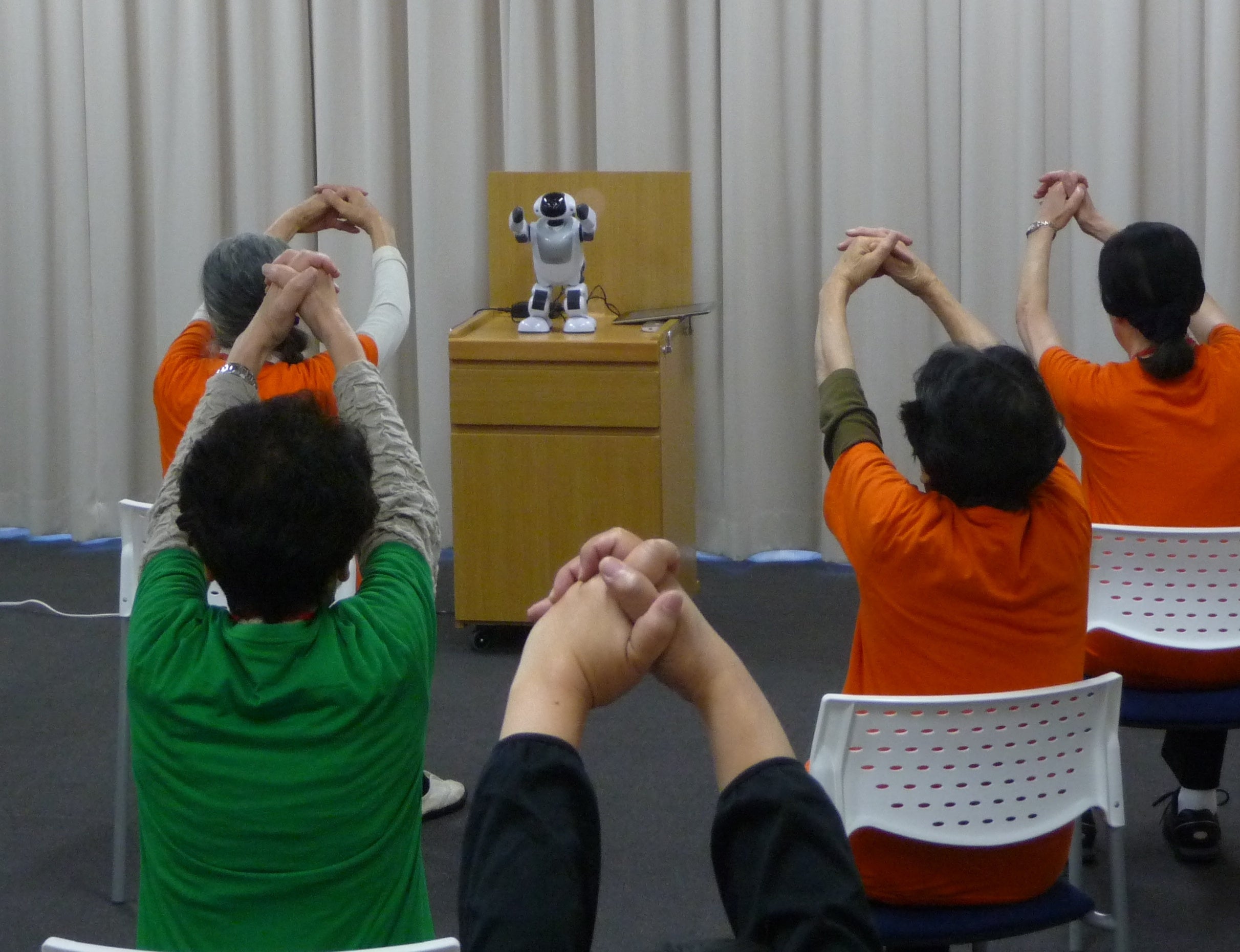 コミュニケーションロボット