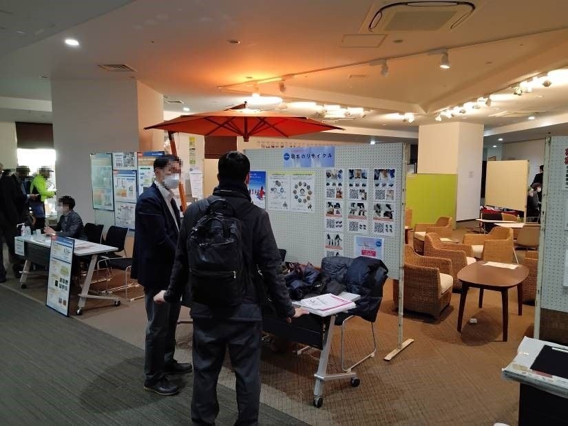 各企業によるブース出展