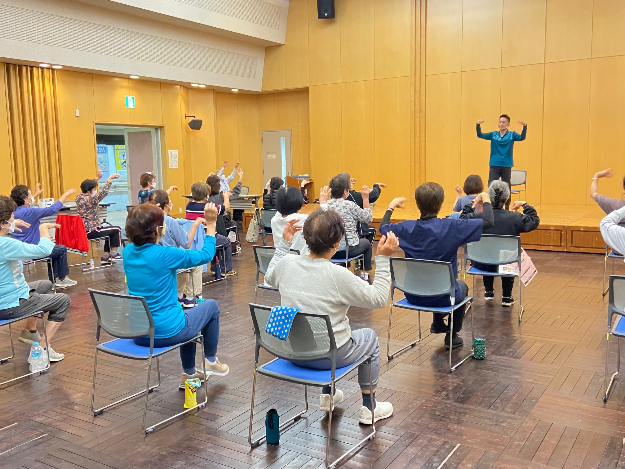 あじさい大学コースでの健康体操