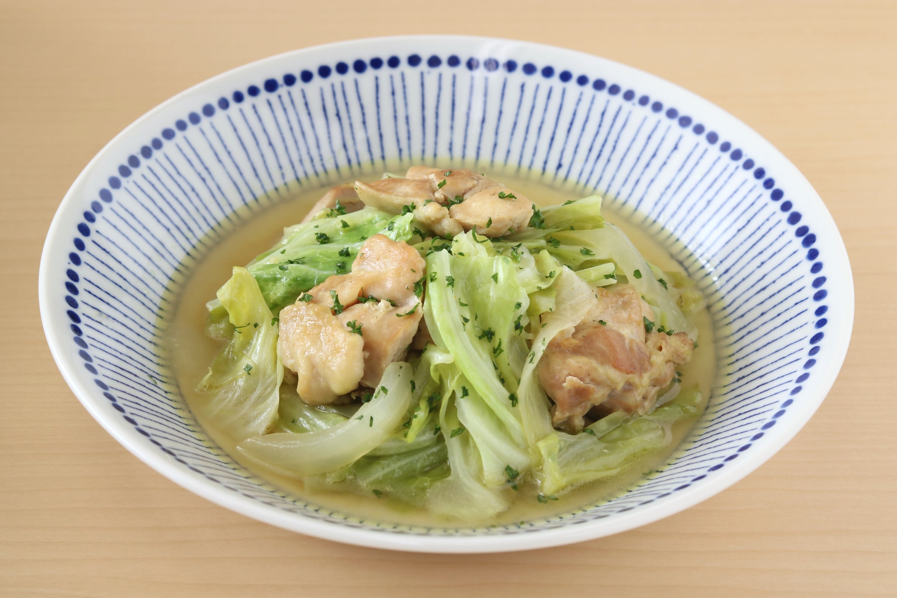 鶏とキャベツのカレーコンソメ煮