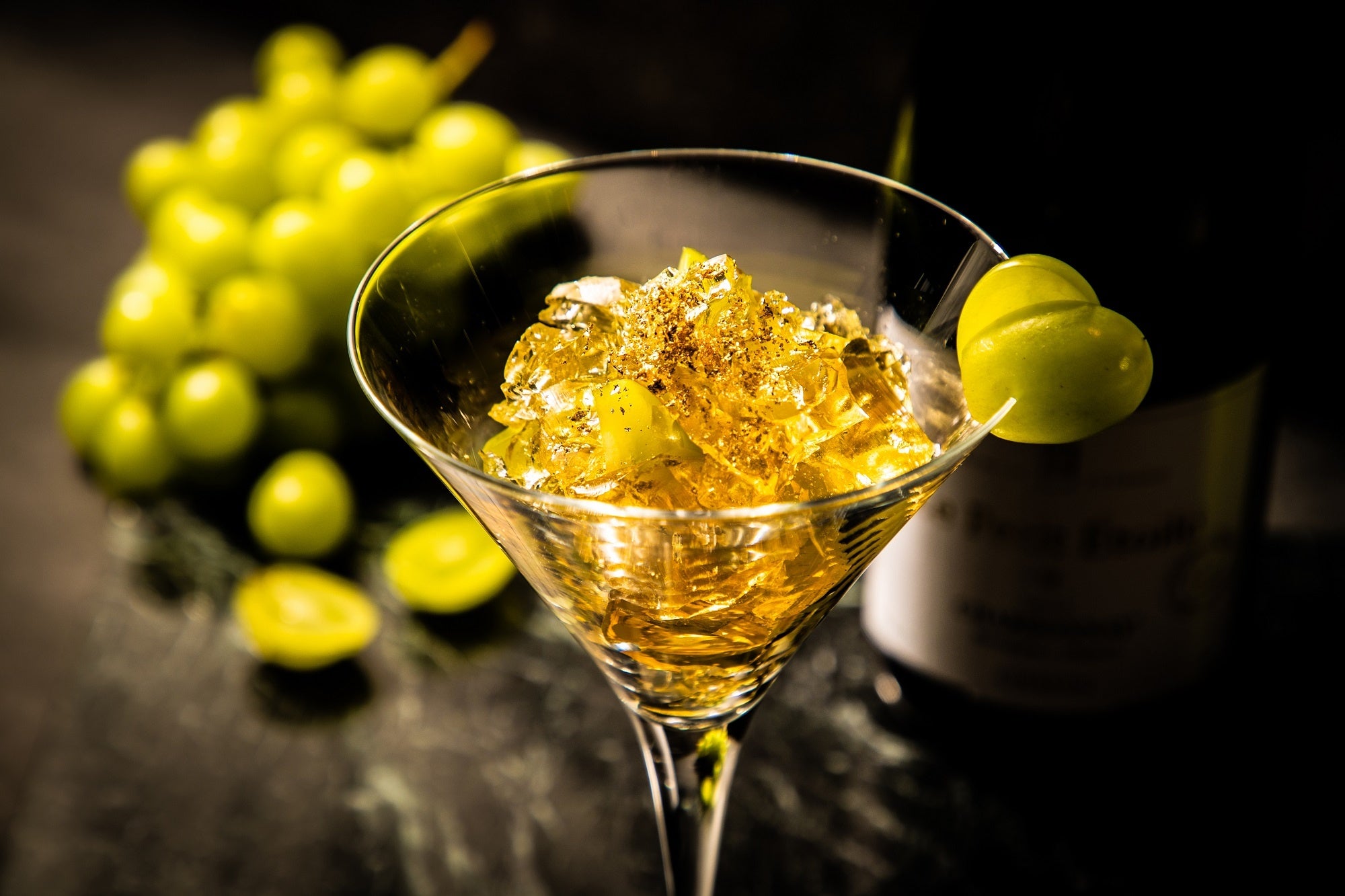 秋を彩る黄金の絨毯をイメージした『シャインマスカットのノン