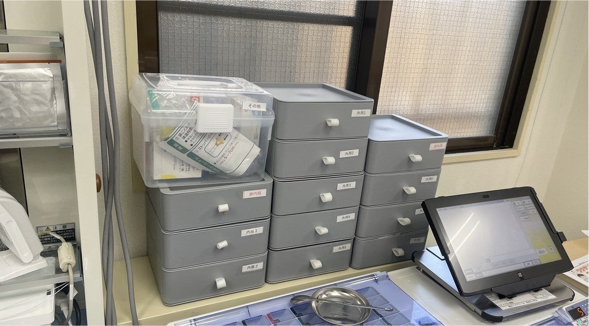 【店舗設置イメージ】※保管棚は形が変わる場合があります