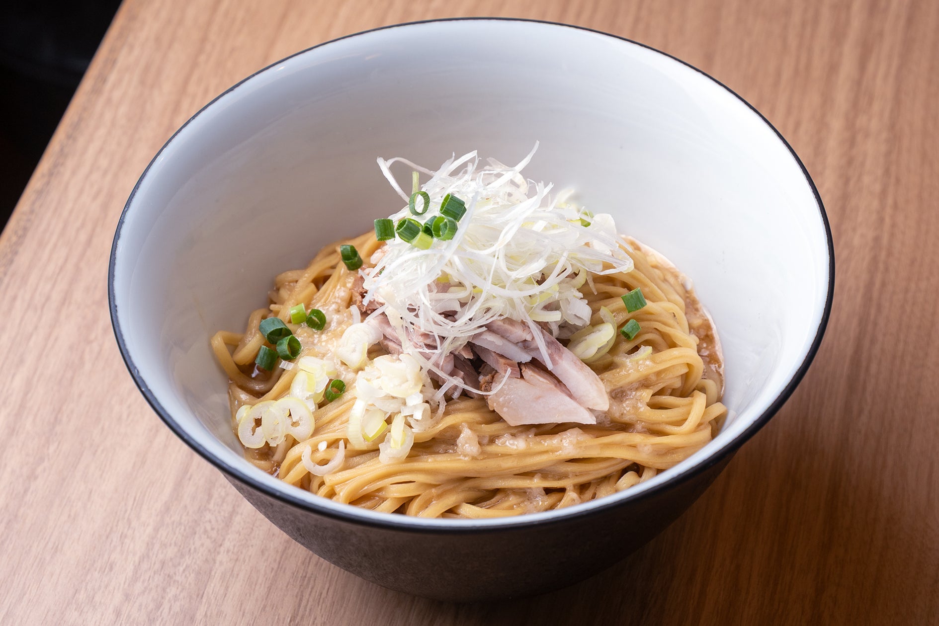 銀座のラーメン店、ミシュラン常連店監修の油そばを限定投入