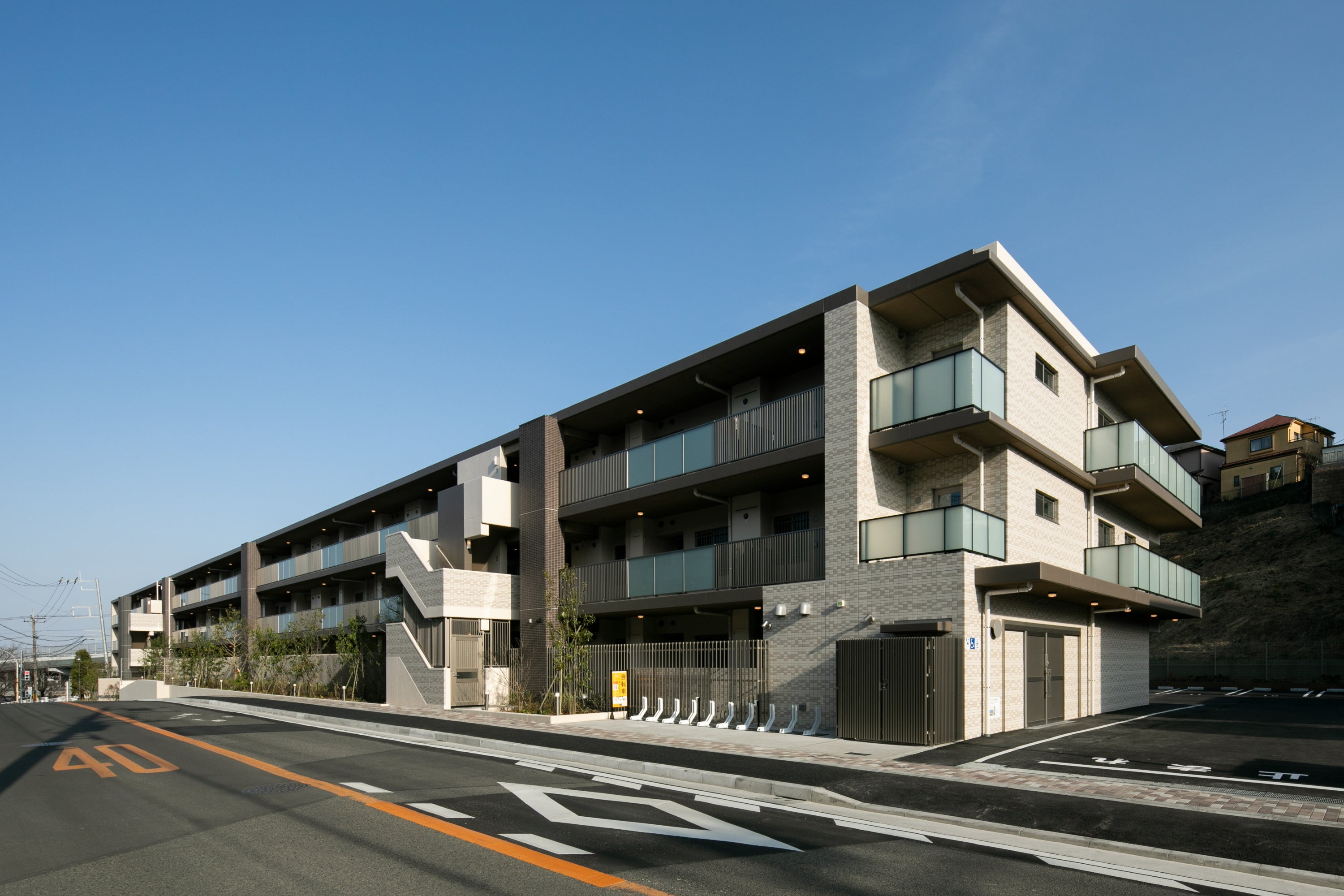 【ライフレビュー川崎久地プラムヒル】外観写真