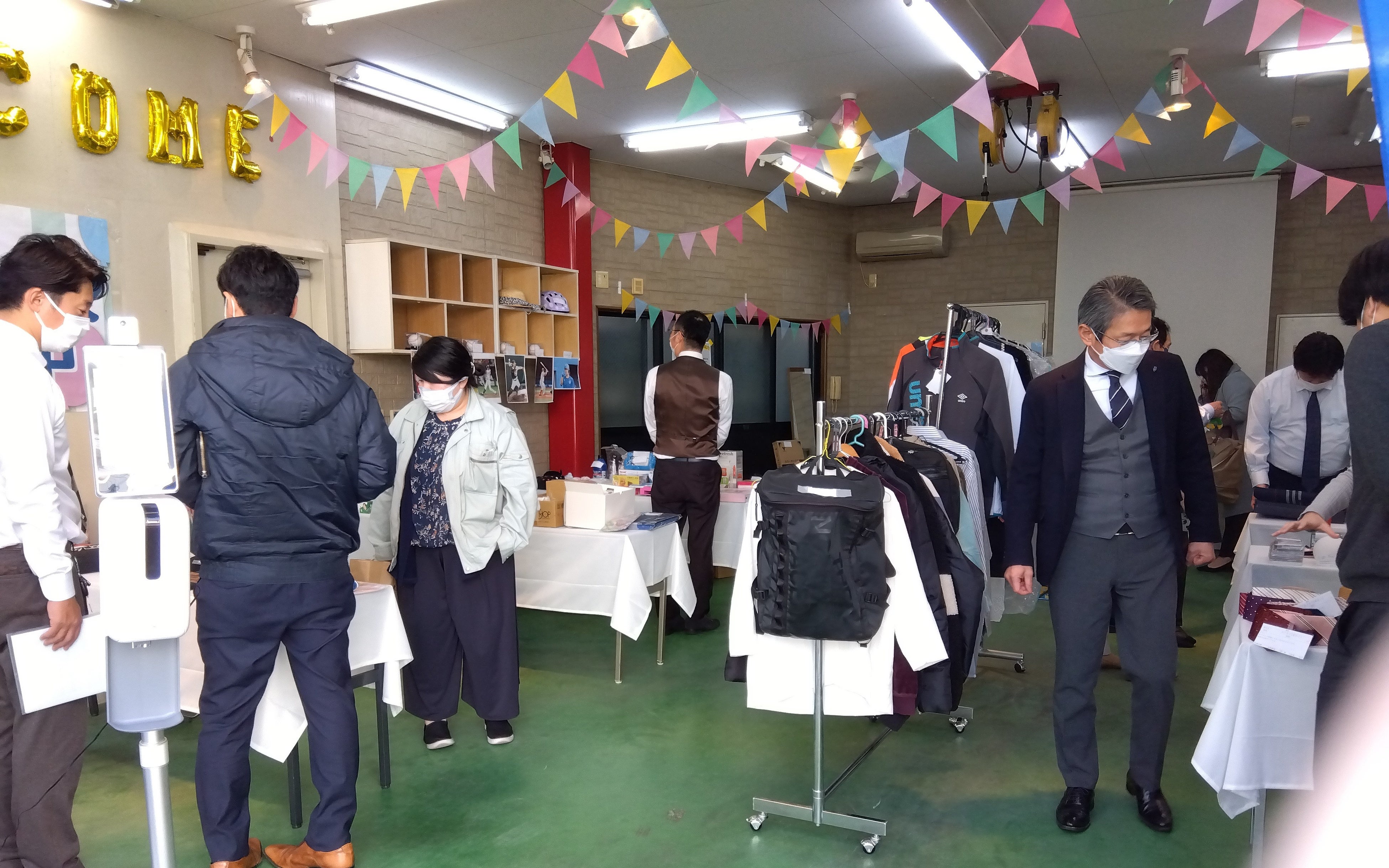 フリーマーケット　会場の様子