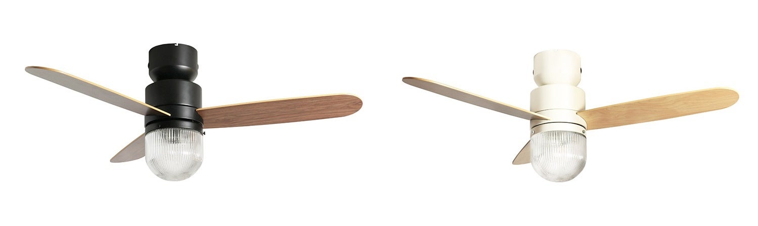 左：ブラック、右：ホワイト