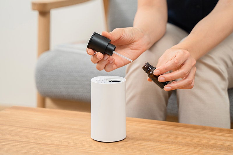 新発売】リラックスタイムにぴったりのアロマネブライザーと専用