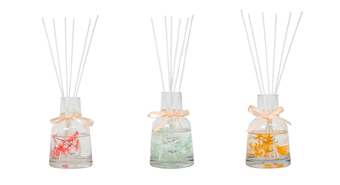 左から（フローラルエアー）、LD（ラグジュリアスデュー）、PW（プリーザントウインド）