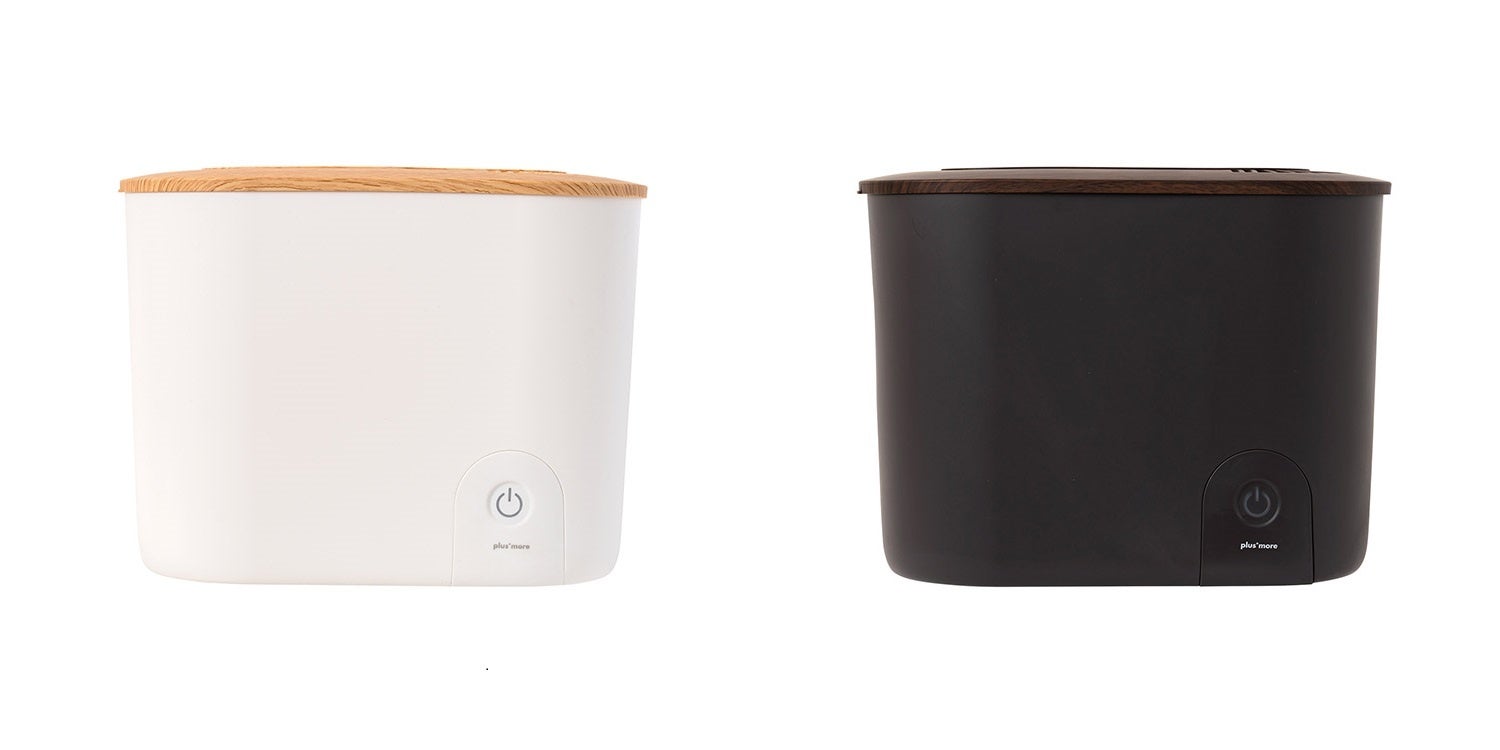 左：ホワイト、右：チャコール