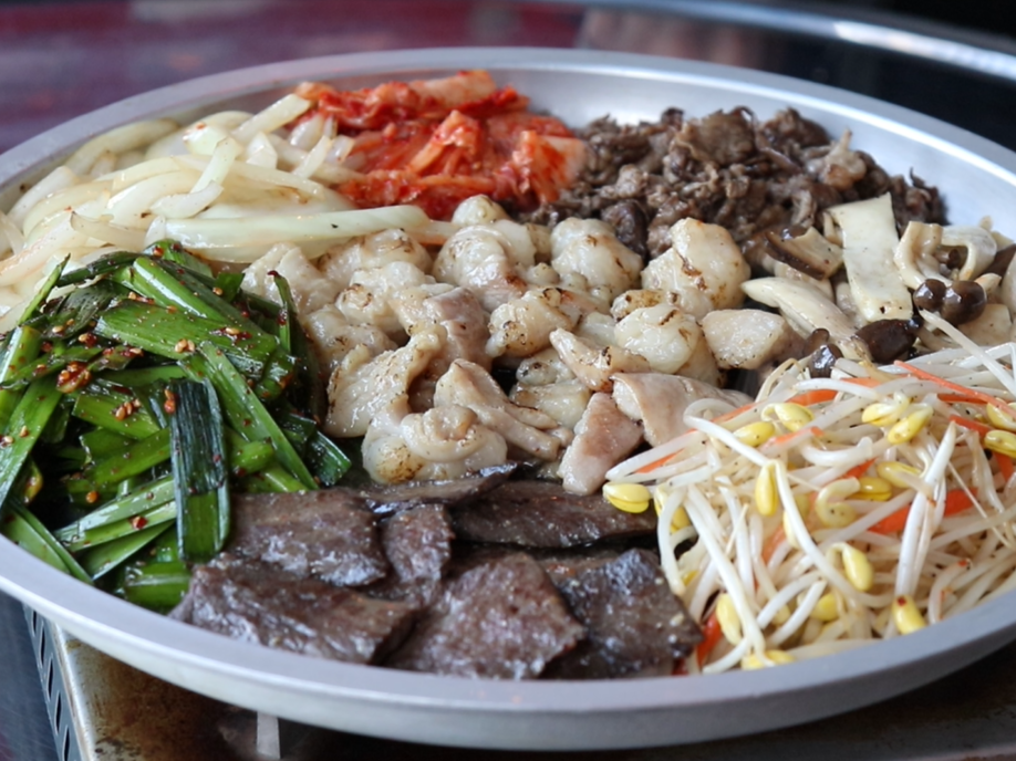 コプチャン　1人前 税込￥2,500（ご注文は2人前～）